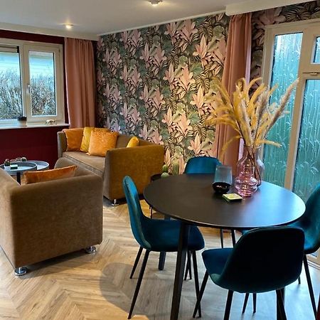 Sfeervolle Chalet Op De Veluwe In Hoenderloo Hotel ภายนอก รูปภาพ
