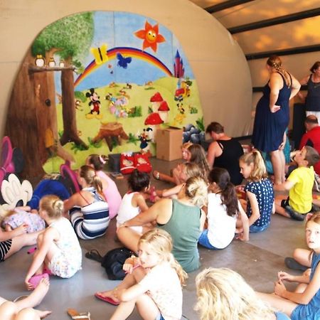 Sfeervolle Chalet Op De Veluwe In Hoenderloo Hotel ภายนอก รูปภาพ