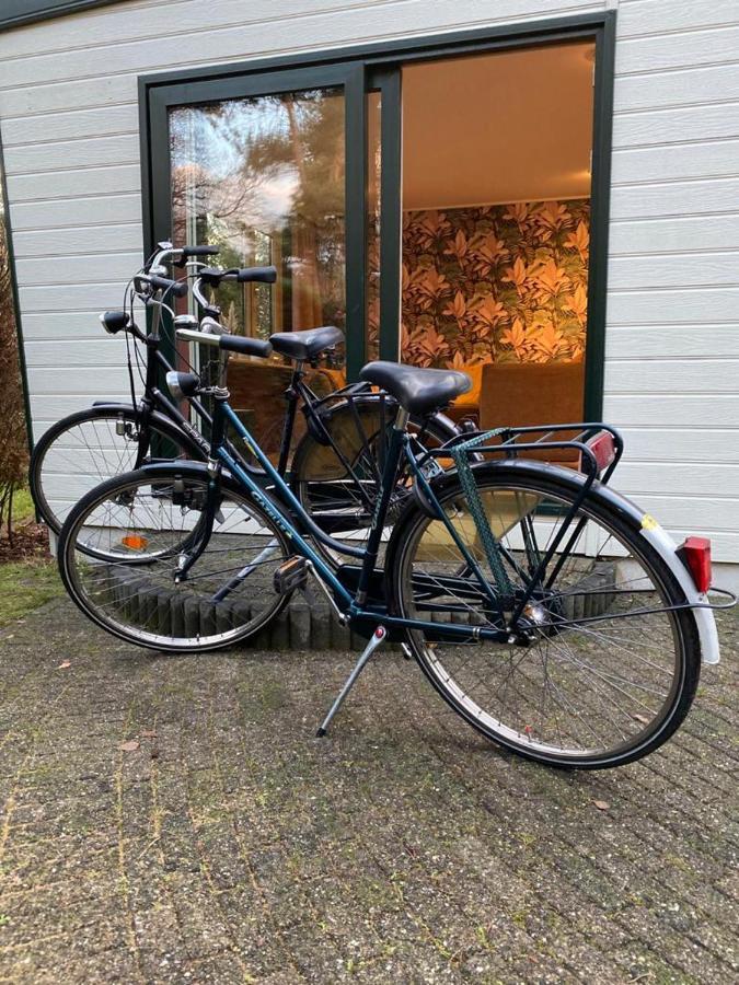 Sfeervolle Chalet Op De Veluwe In Hoenderloo Hotel ภายนอก รูปภาพ